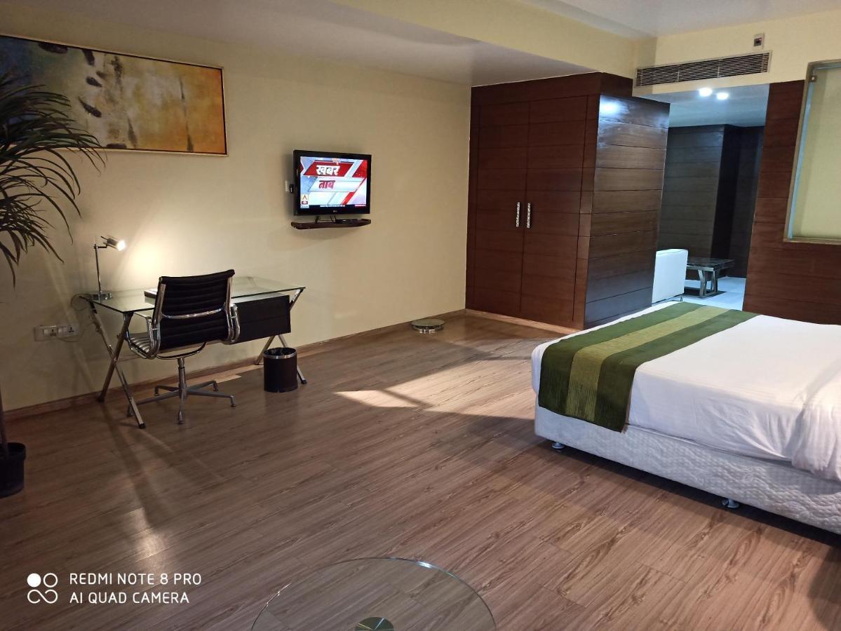 פאטנה Hotel Patliputra Exotica מראה חיצוני תמונה