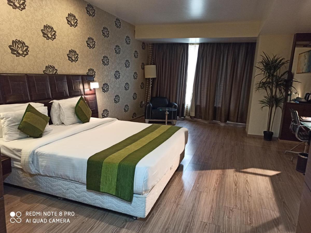 פאטנה Hotel Patliputra Exotica מראה חיצוני תמונה