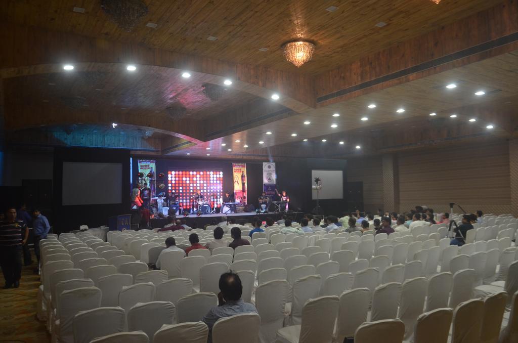 פאטנה Hotel Patliputra Exotica מראה חיצוני תמונה