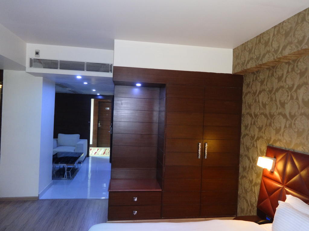 פאטנה Hotel Patliputra Exotica מראה חיצוני תמונה