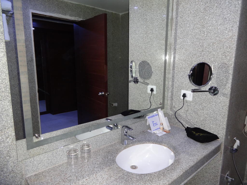 פאטנה Hotel Patliputra Exotica מראה חיצוני תמונה