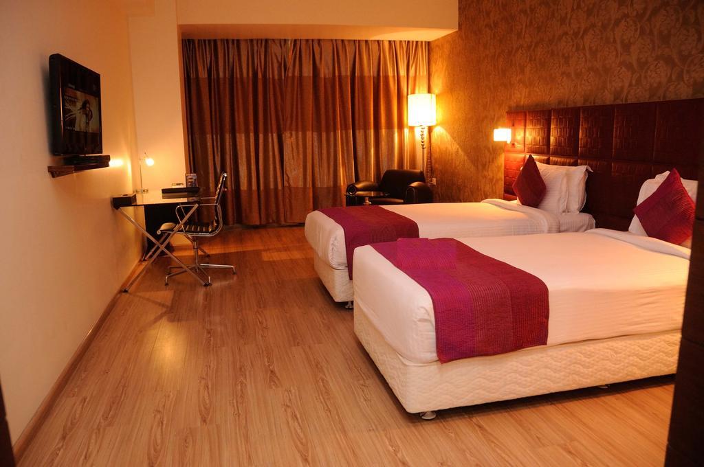 פאטנה Hotel Patliputra Exotica מראה חיצוני תמונה